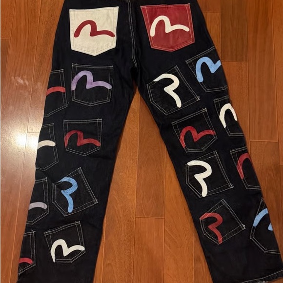 Evisu Black Jeans with Multicolor Pocket Design - Picture 2 of 4